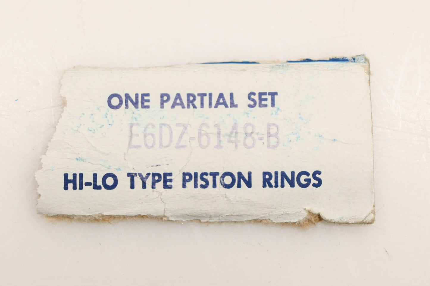 New OEM Ford E6DZ-6148-B Hi-Lo Piston Ring Kit NOS