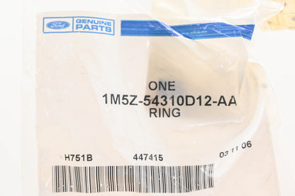 New OEM Ford 1M5Z-54310D12-AA Fastener Ring Clip NOS
