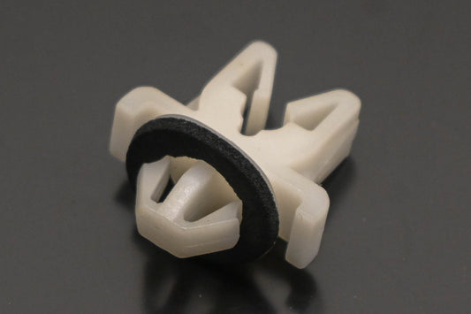 New OEM Ford F3XY-2B223-F Clip NOS