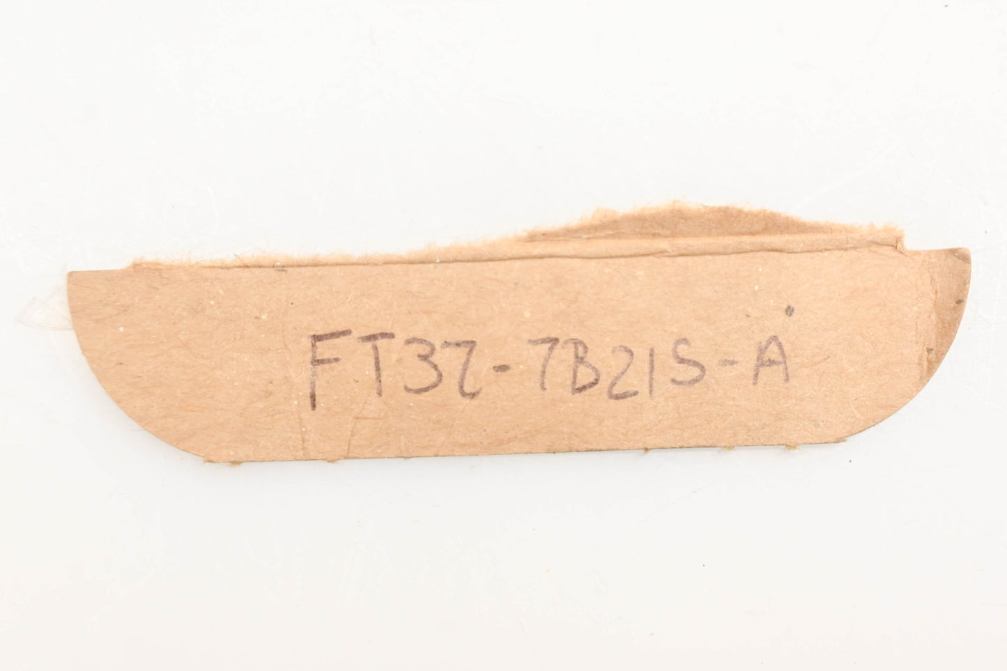 New OEM Ford FT3Z-7B21S-A Oil Seal NOS
