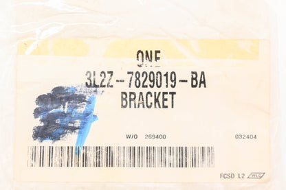 New OEM Ford 3L2Z-7829019-BA Headliner Bracket NOS