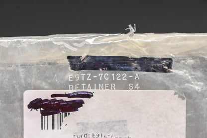 New OEM Ford E9TZ-7C122-A Retainer Ring NOS