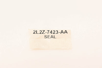 New OEM Ford 2L2Z-7423-AA Seal NOS