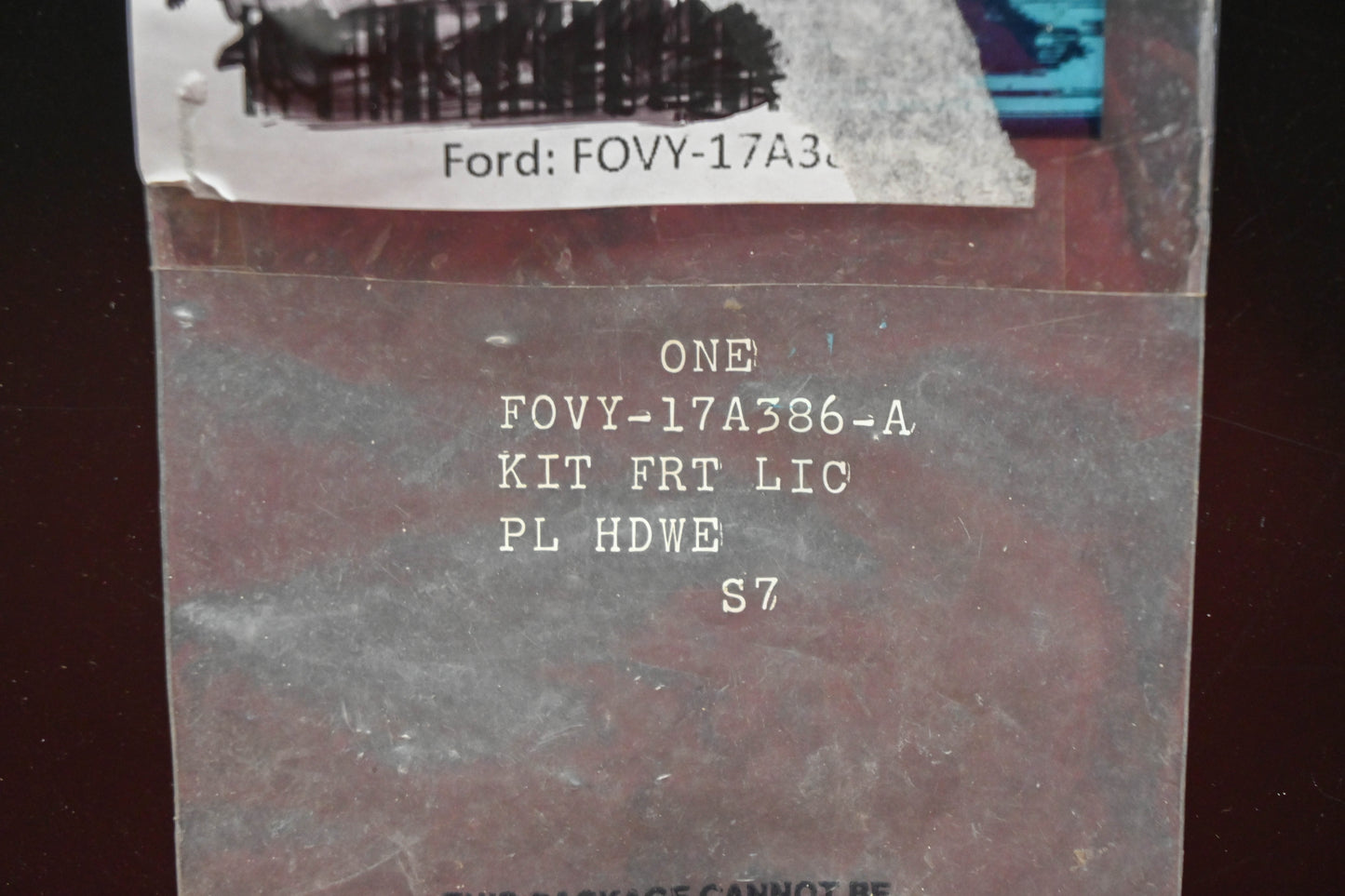 New OEM Ford FOVY-17A386-A License Plate Hardware Kit NOS