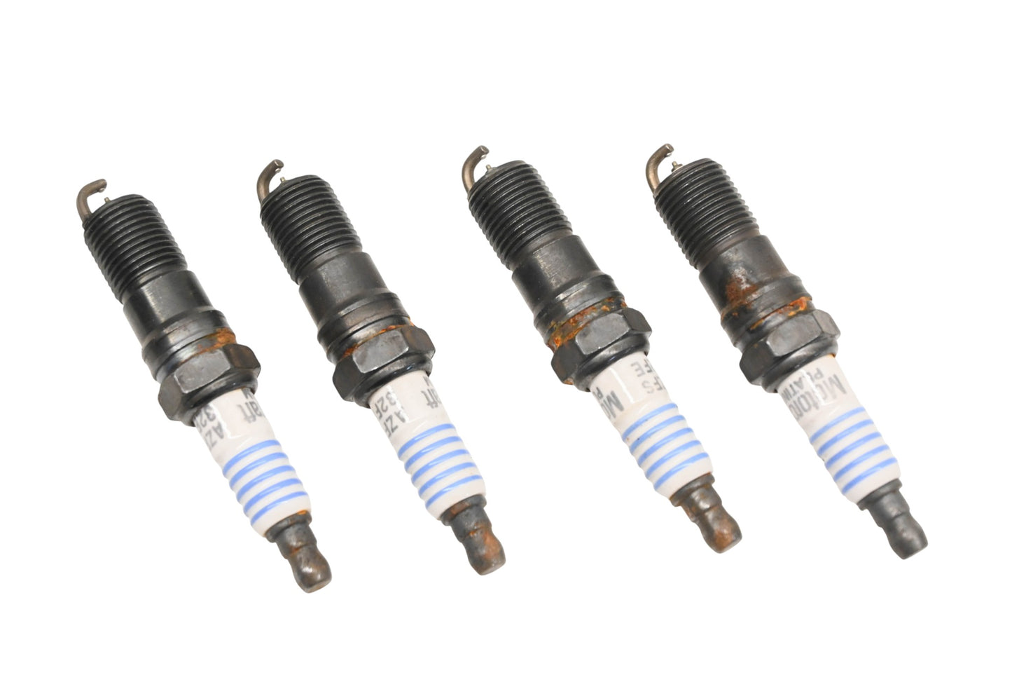 New OEM Motorcraft SP478, AZFS32FE, SP-478 Platinum Spark Plugs Qty 4 NOS