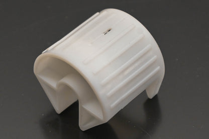 New OEM Ford 5L3Z-7Z465-AA Oil Cooler Line Clamp Latch NOS