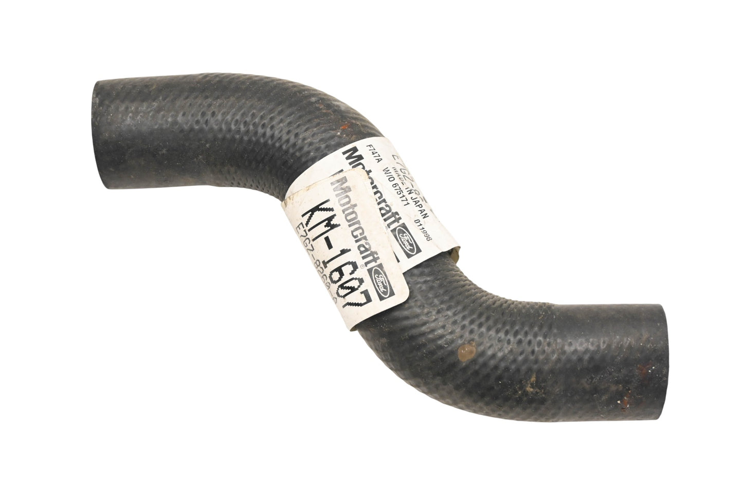 New OEM Motorcraft KM-1607, E7GZ-8260-A, KM1607 Radiator Coolant Hose NOS