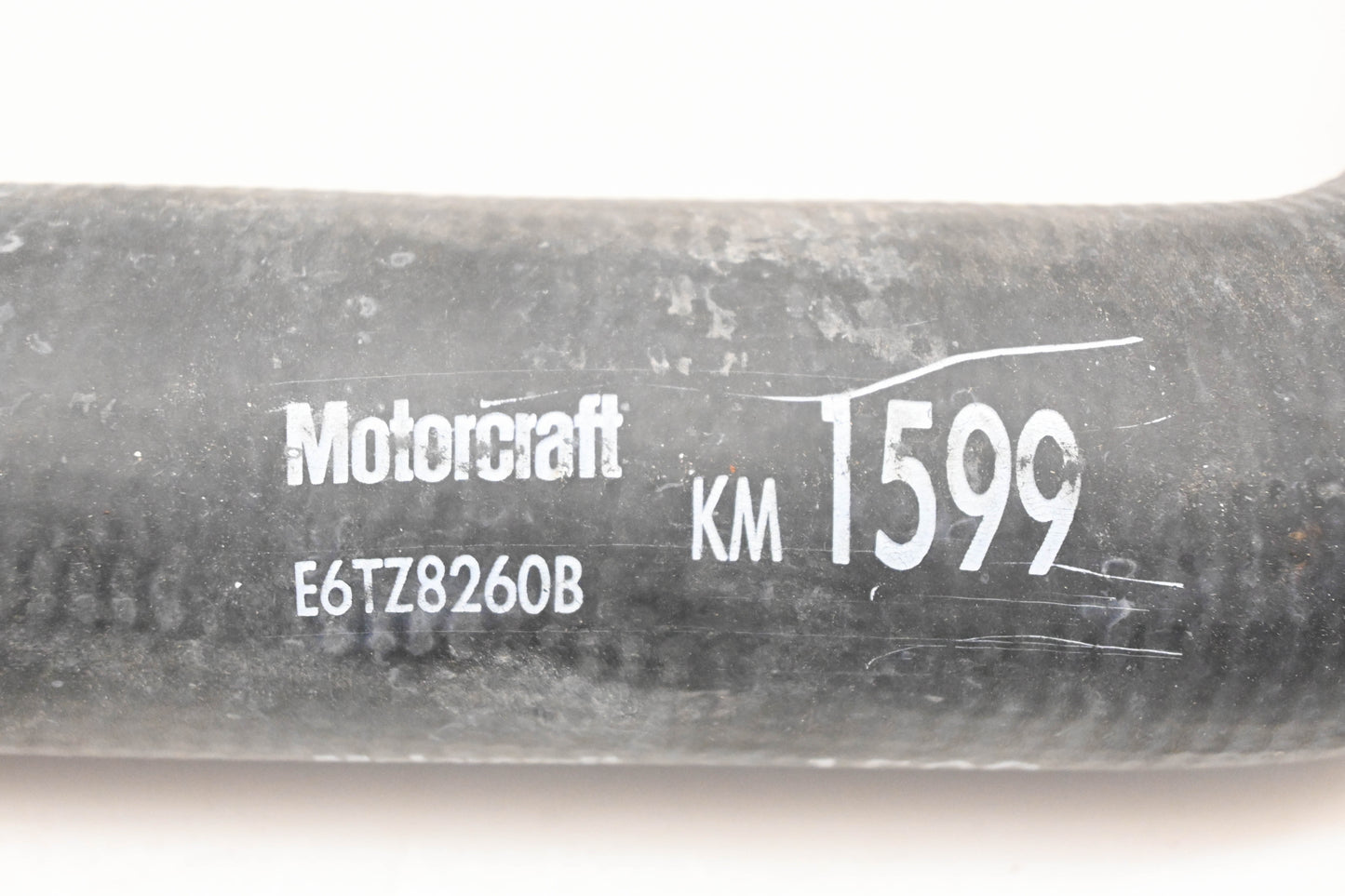 New OEM Motorcraft KM-1599, E6TZ-8260-B, KM1599 Radiator Coolant Hose NOS