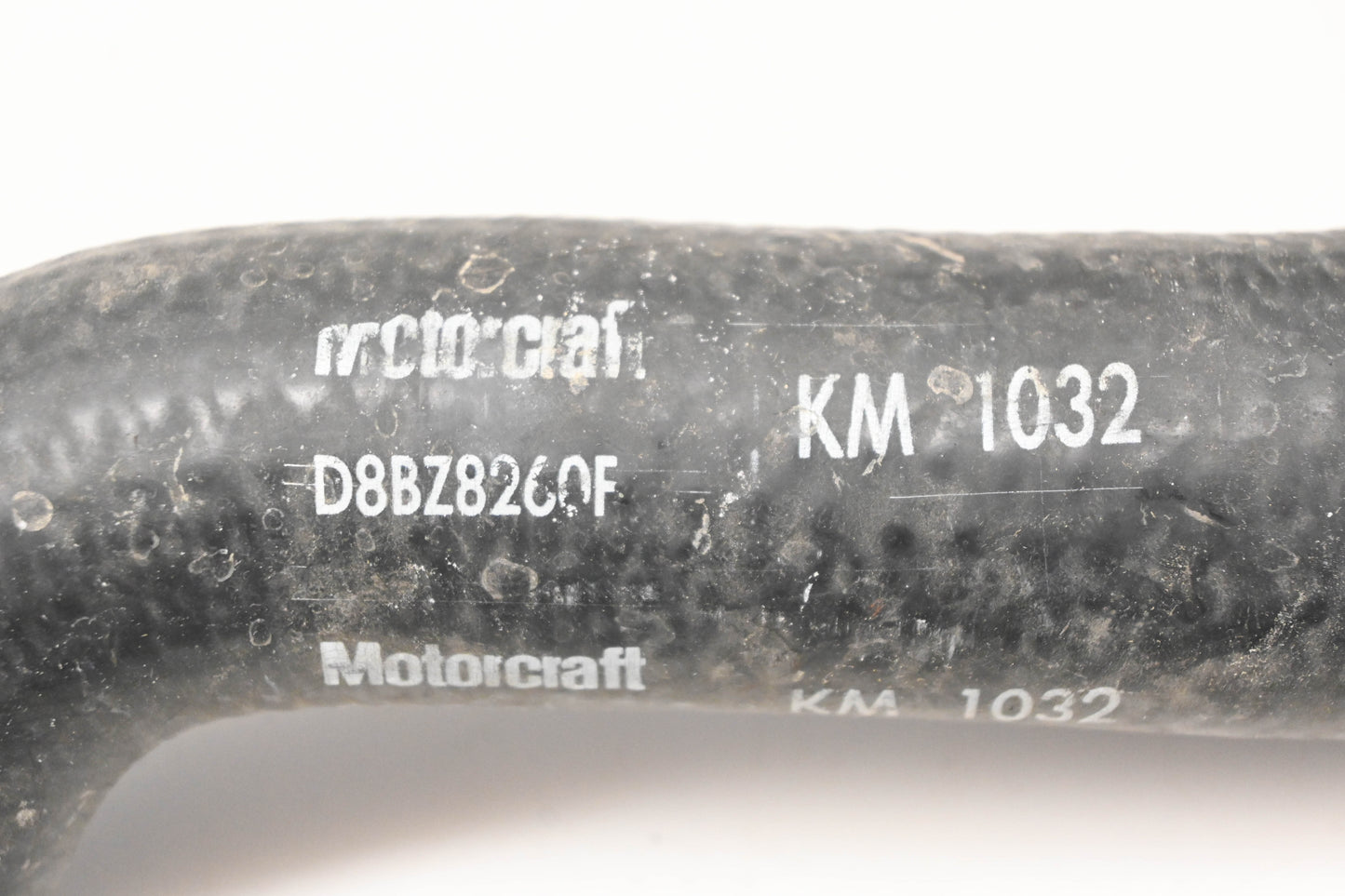 New OEM Motorcraft KM-1032, D8BZ-8260-F, KM1032 Radiator Coolant Hose NOS