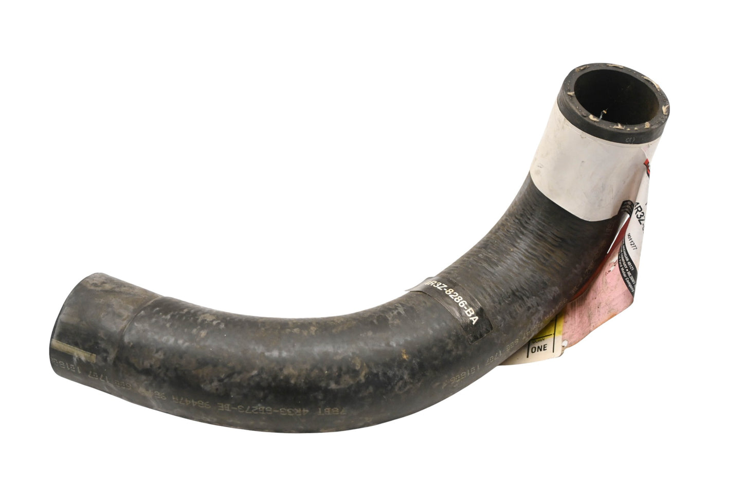 New OEM Motorcraft KM-4822, 4R3Z-8286-BA, KM4822 Radiator Coolant Hose NOS