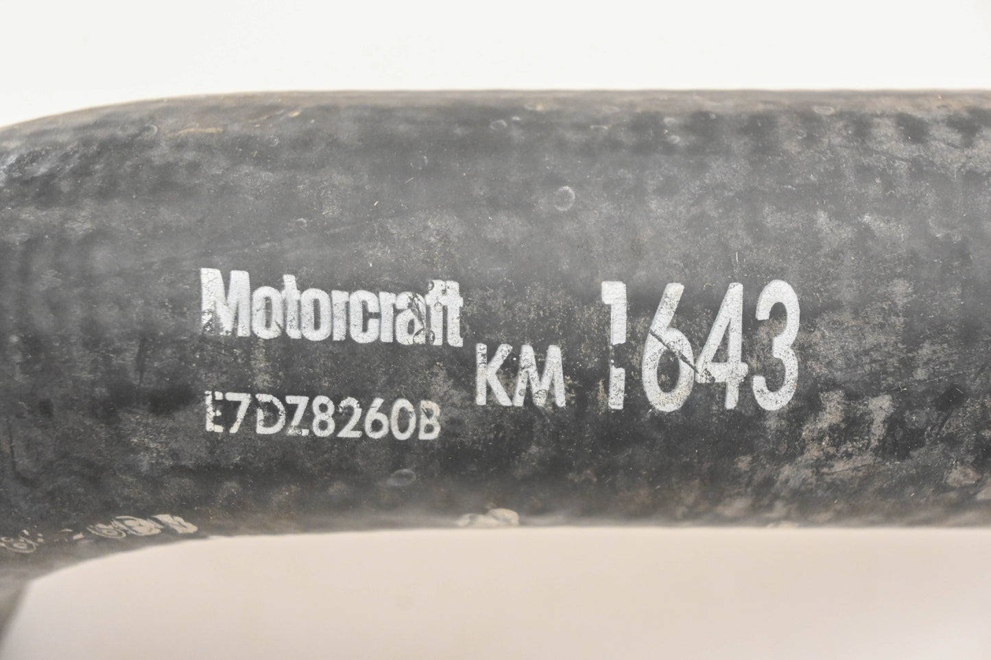New OEM Motorcraft KM-1643, F7DZ-8260-B, KM1643 Radiator Coolant Hose NOS