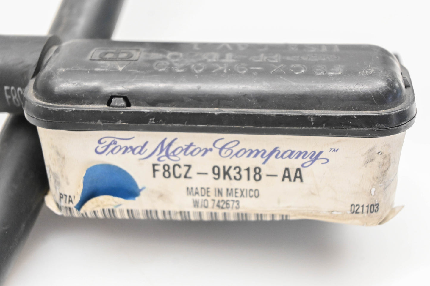 New OEM Ford F8CZ-9K318-AA, F8CX-9K318-AL Fuel Vapor Hose Assembly NOS