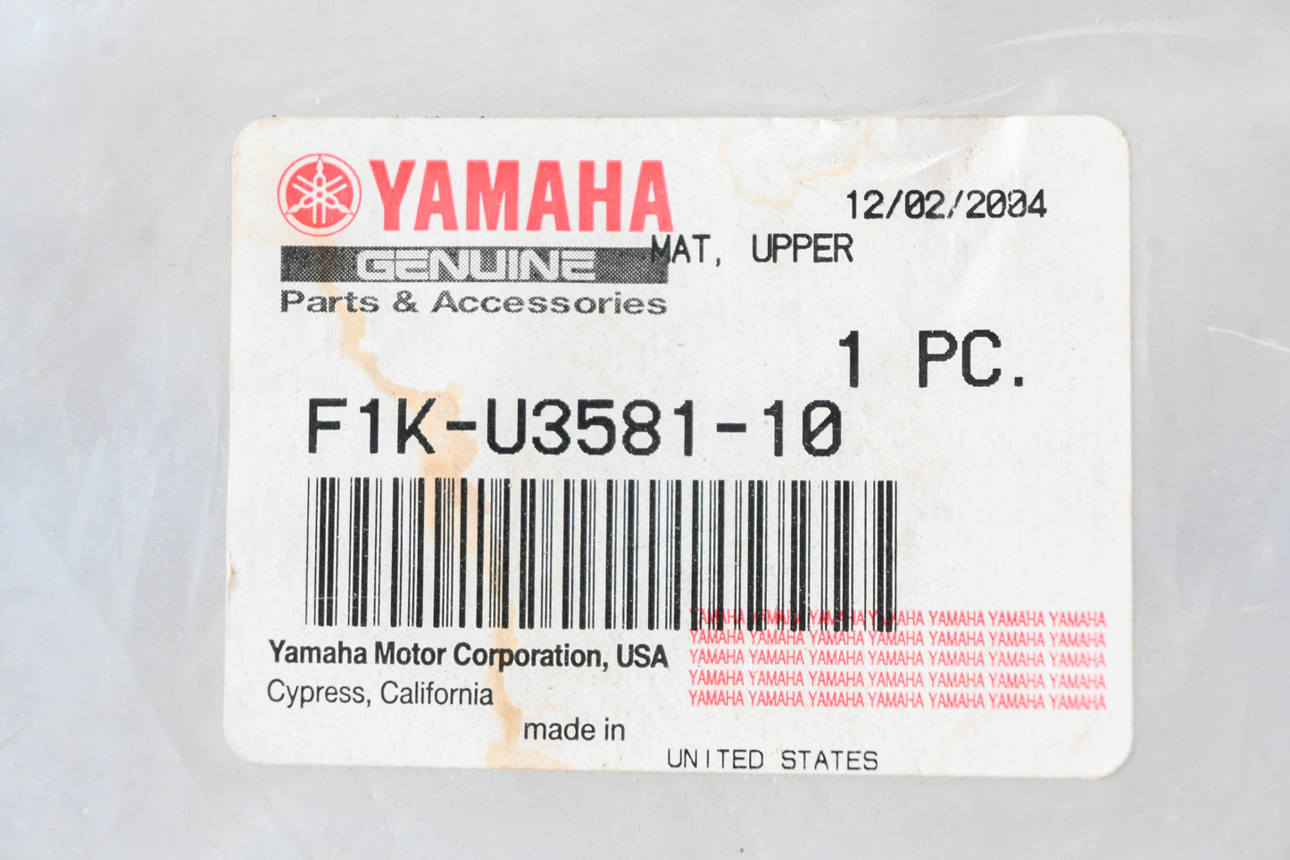 New OEM Yamaha F1K-U3581-10-00 Upper Mat NOS