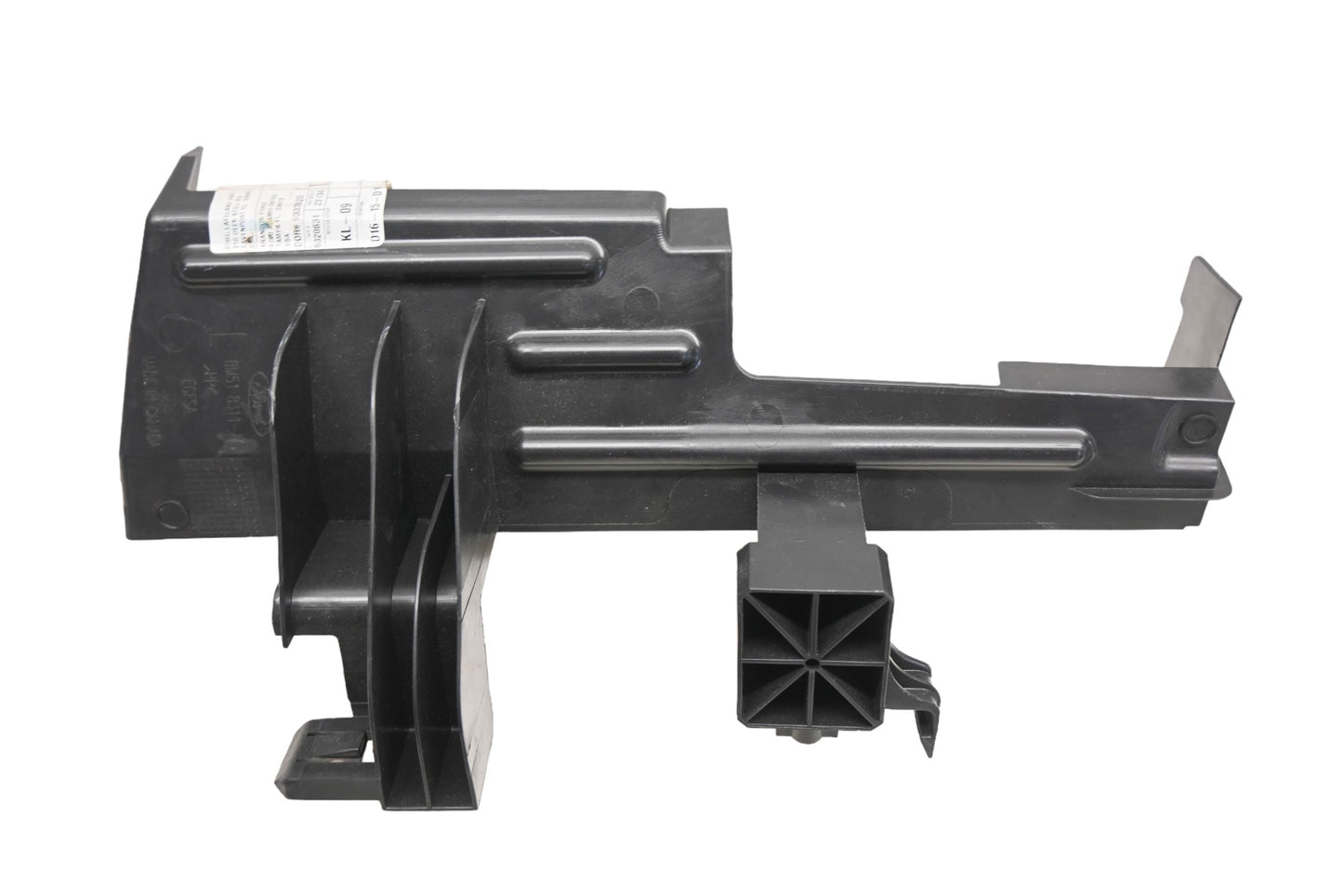 New OEM Ford CM5Z-8311-A Righthand Radiator Support Air Deflector NOS