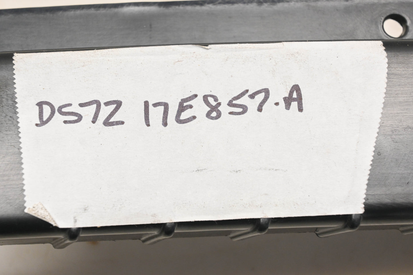 New OEM Ford DS7Z-17E857-A Lefthand Bumper Grille Retainer NOS