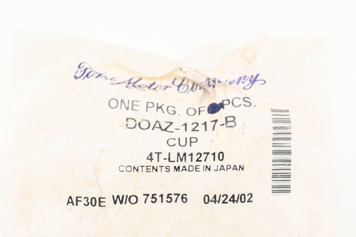 New OEM Ford DOAZ-1217-B NTN Outer Wheel Bearing Cup NOS