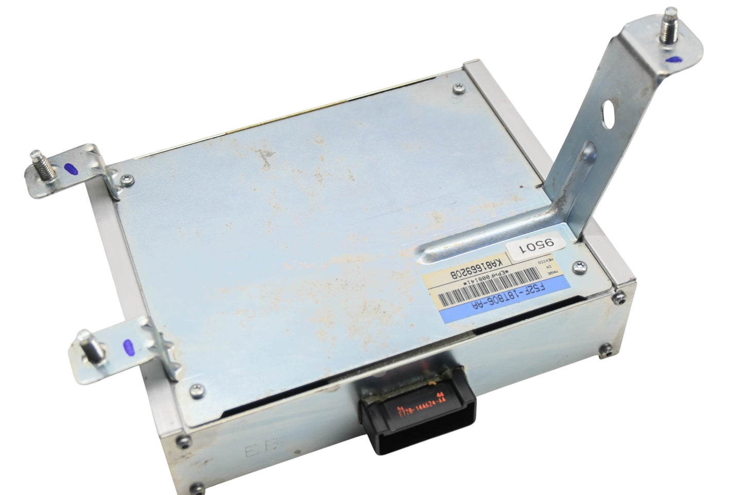 New OEM Ford F52Z-18B849-B, F52F-18T806-AA Amplifier NOS