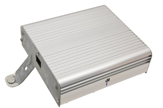 New OEM Ford F52Z-18B849-A, F52F-18C808-AA Amplifier NOS