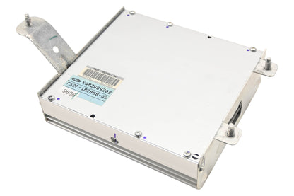 New OEM Ford F52Z-18B849-A, F52F-18C808-AA Amplifier NOS