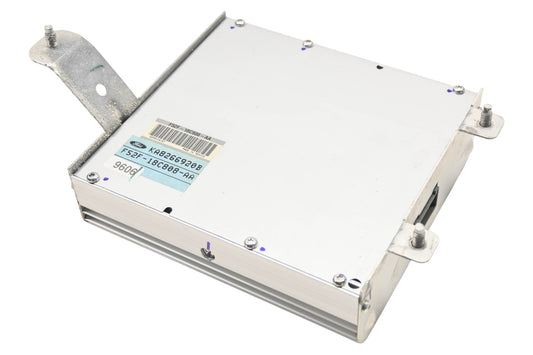 New OEM Ford F52Z-18B849-A, F52F-18C808-AA Amplifier NOS