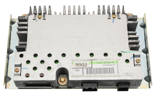 New OEM Ford F7ZZ-18B849-AA, F7ZF-18T806-AC Amplifier NOS
