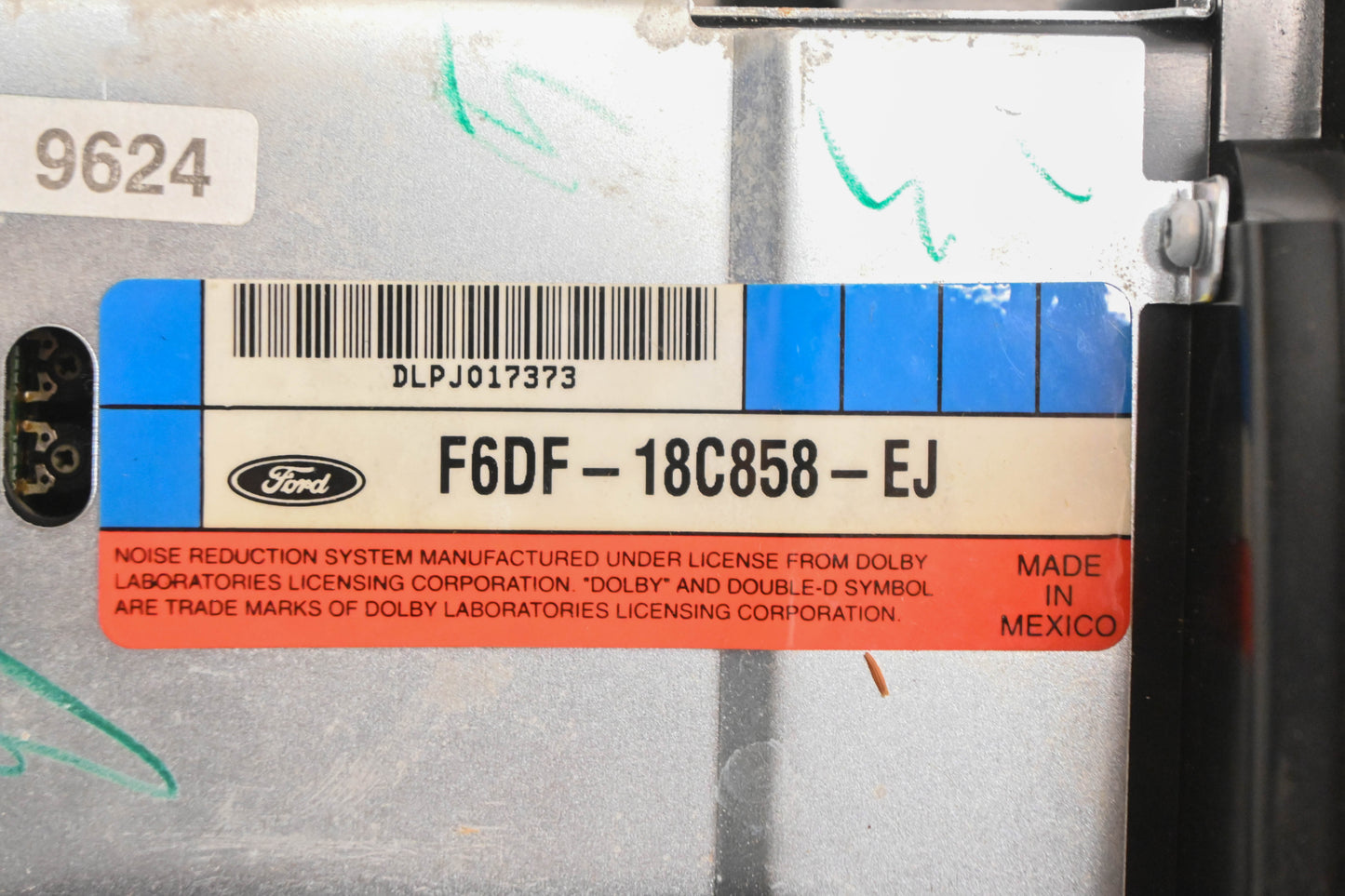 New OEM Ford F6DF-18C858-EJ AM/FM Cassette Stereo AC Control Assembly NOS