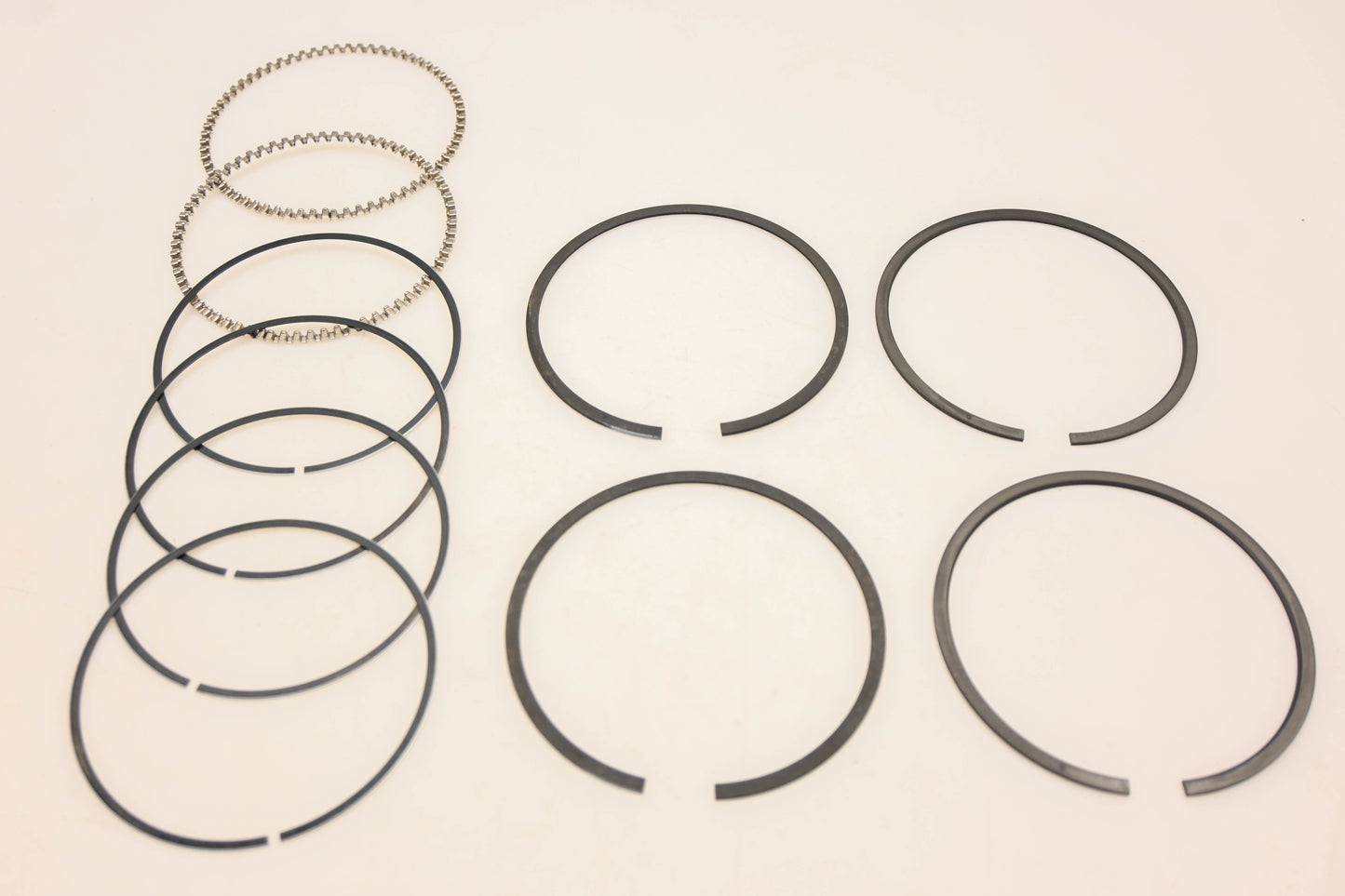 New OEM Ford F7AZ-6148-AA Piston Ring Kit NOS