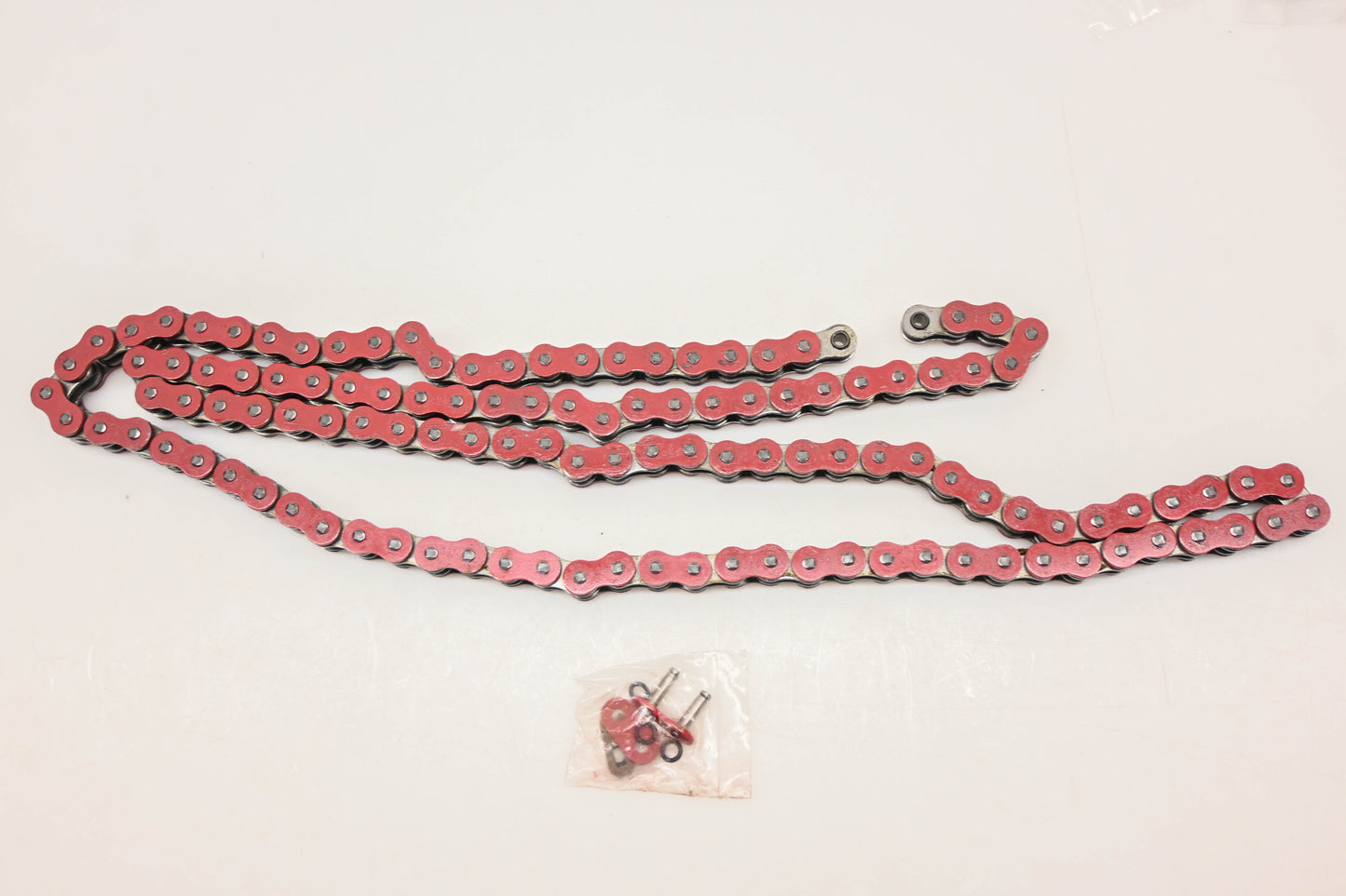 Aftermarket 520V Red 520 Chain 120 Link NOS