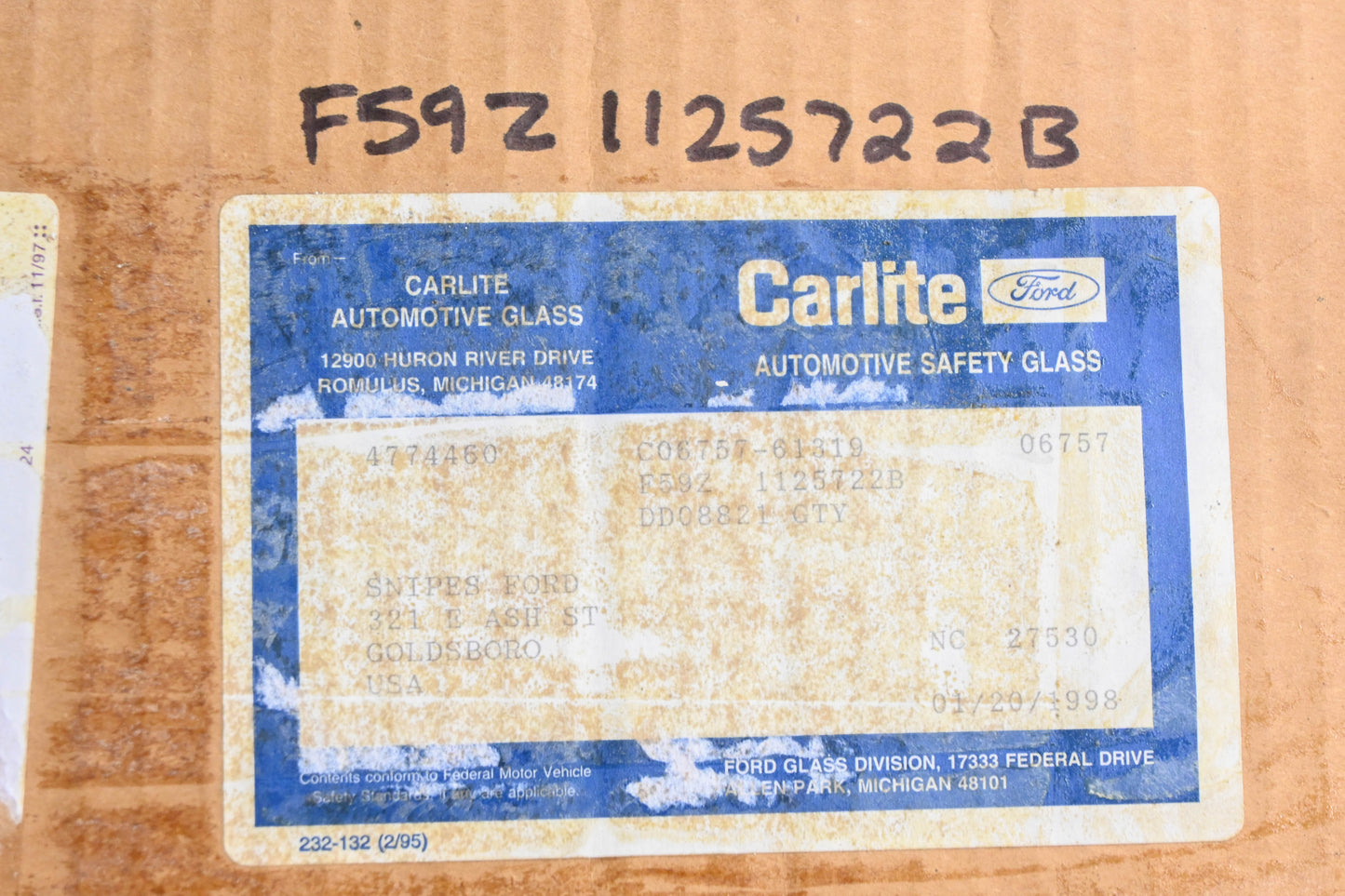 New OEM Ford F59Z-1125722-B, DD08821GTY Carlite Side Door Glass NOS