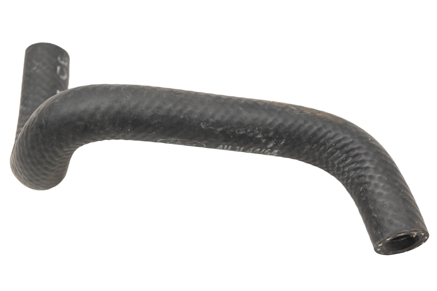 New OEM Ford E8DZ-18472-C, E9DH-18D334-DA Heater Hose NOS