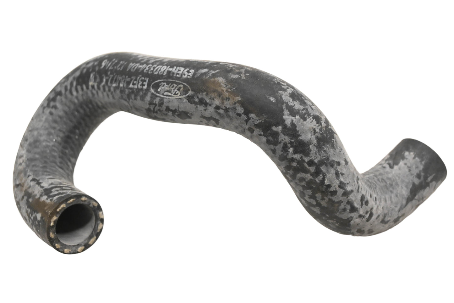 New OEM Ford E3FZ-18472-C, E9EH-18D334-DA Heater Hose NOS
