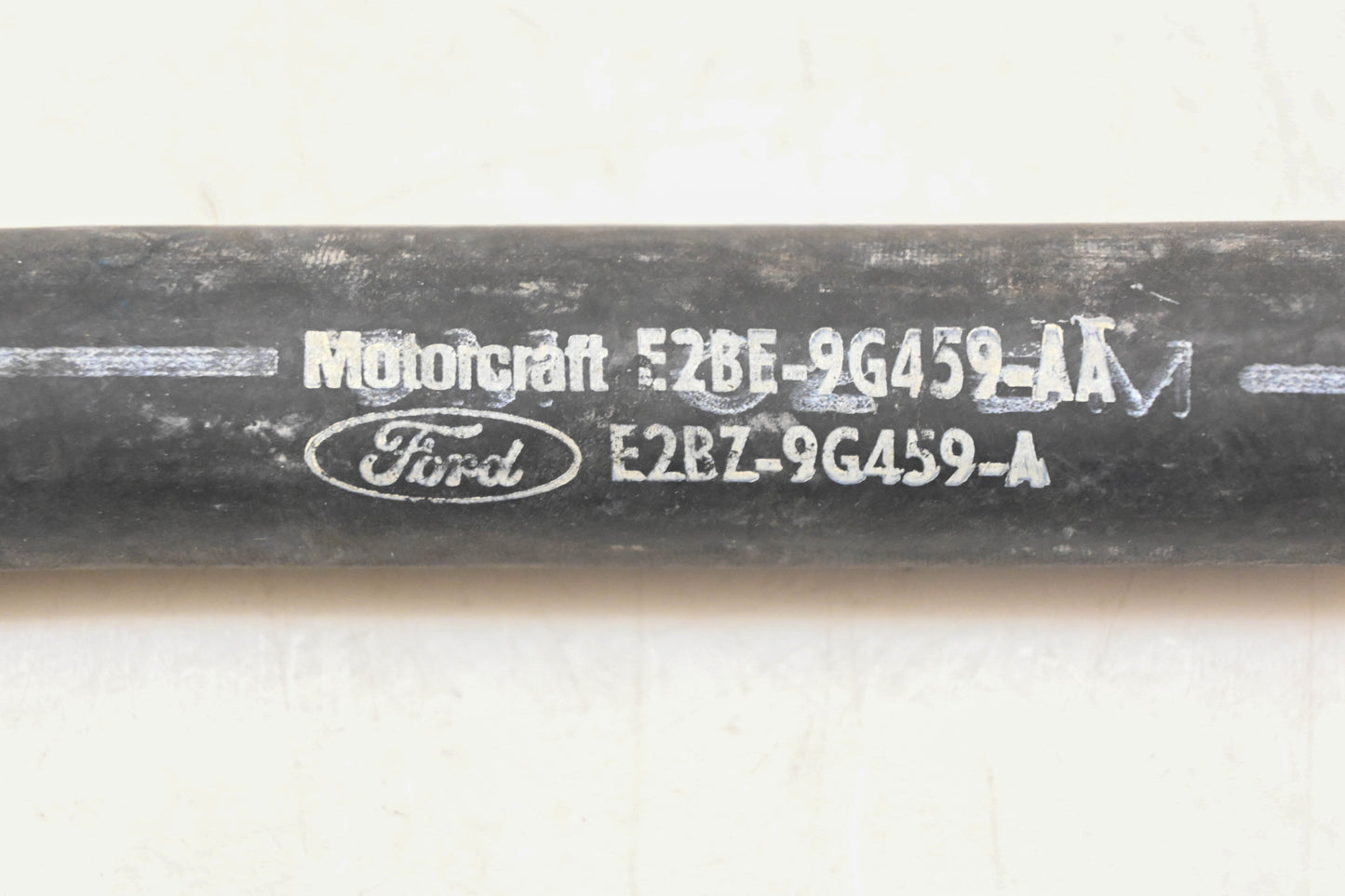 New OEM Ford E2BZ-9G459-A, E2BE-9G459-AA EGR Hose NOS