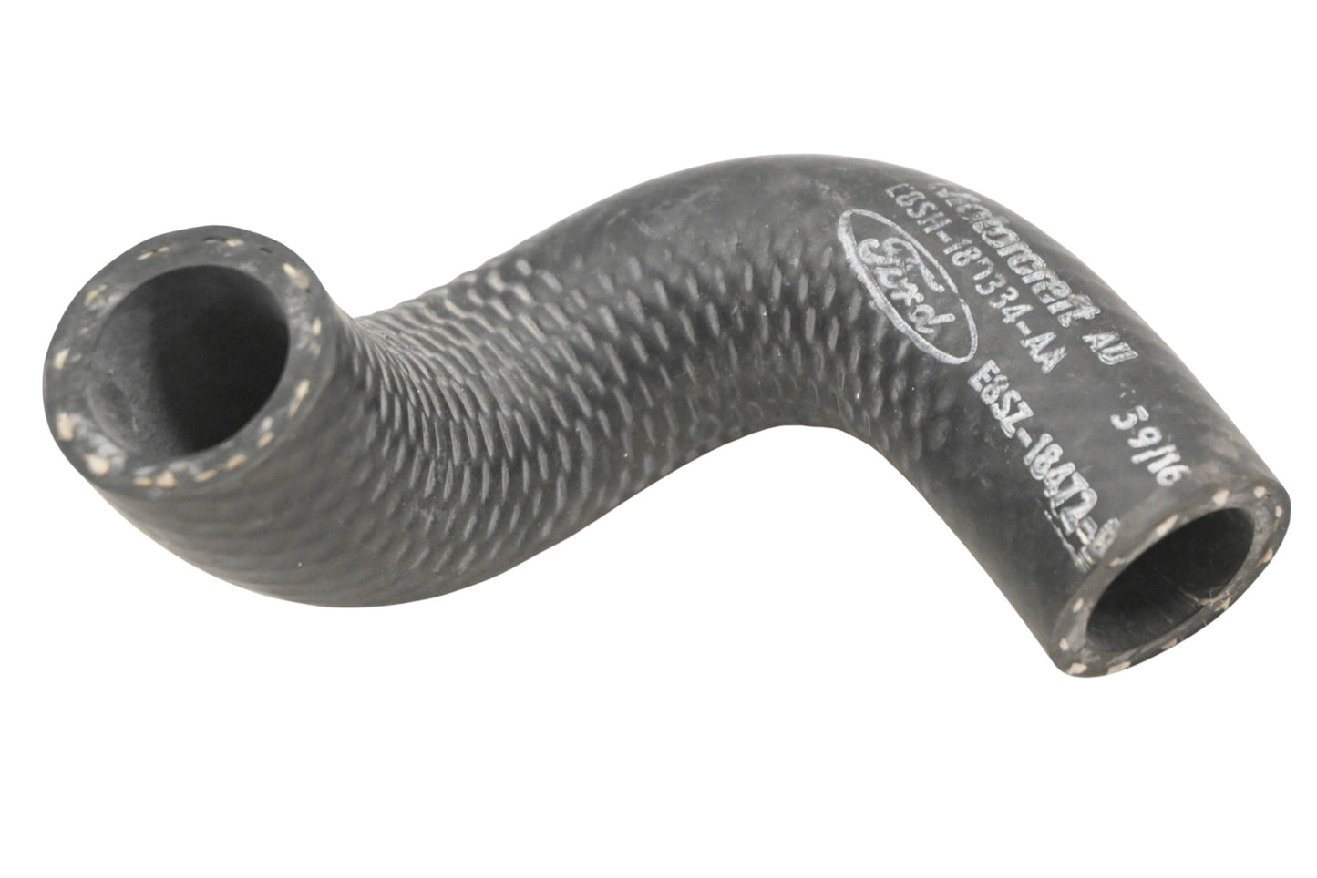 New OEM Ford E8SZ-18472-B, E8SH-18D334-AA Heater Hose NOS