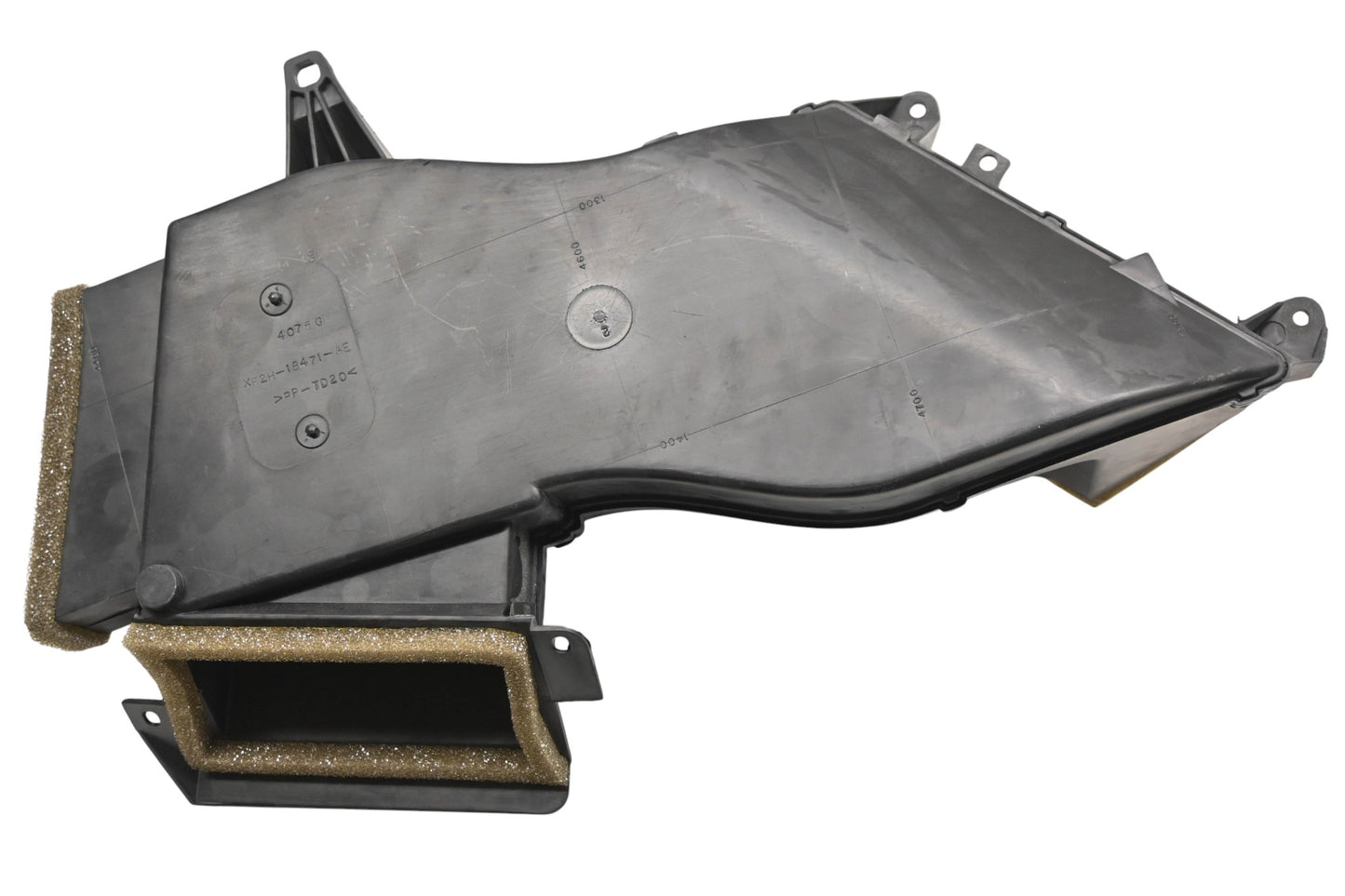 New OEM Ford XF2Z-18471-AA Air Duct Chamber NOS