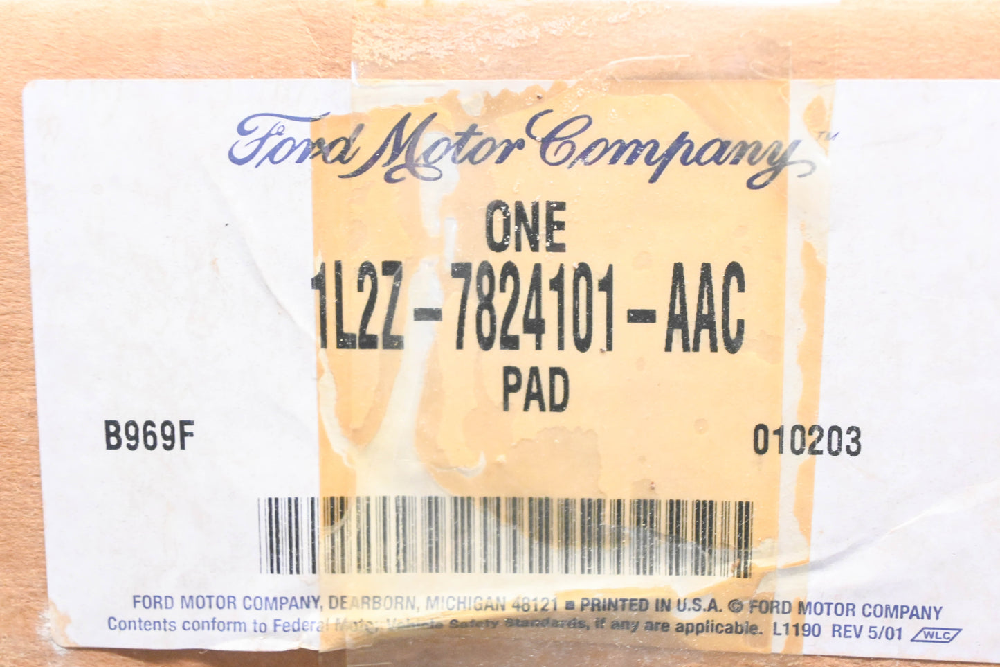 New OEM Ford 1L2Z-7824101-AAC Lefthand Armrest Pad NOS