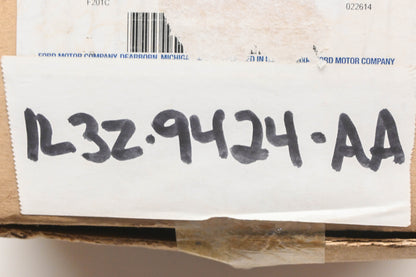 New OEM Ford 1L3Z-9424-AA Engine Intake Manifold NOS