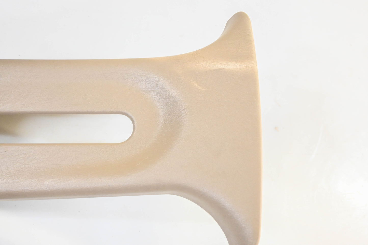 New OEM Ford 2C3Z-2624356-AAA Right B-Pillar Trim Panel NOS