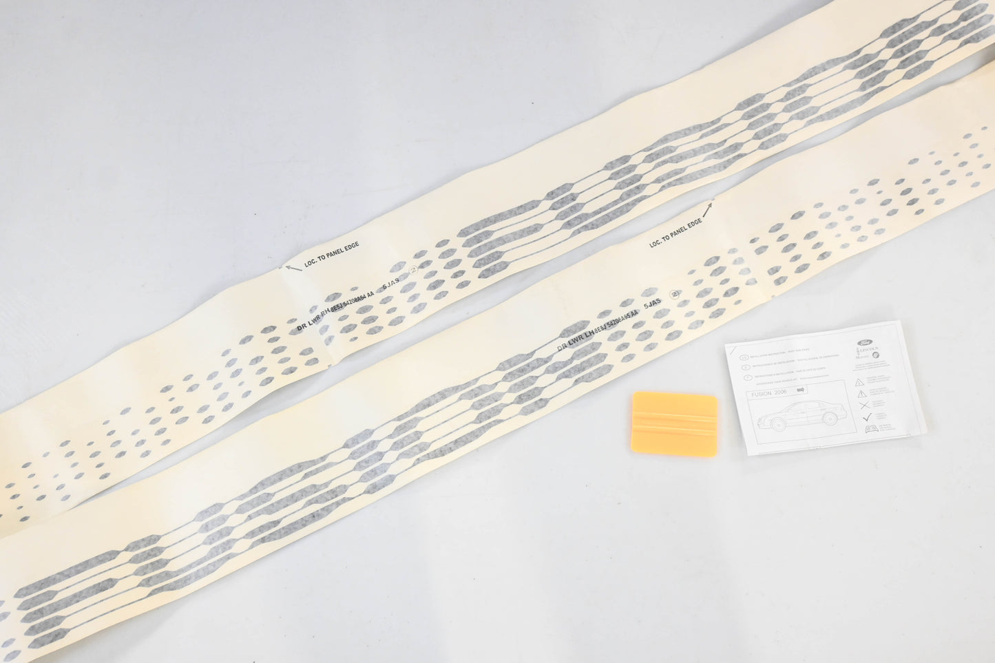New OEM Ford 8E5Z-5420000-AA 2006 Fusion Body Side Stripe Decal Kit NOS