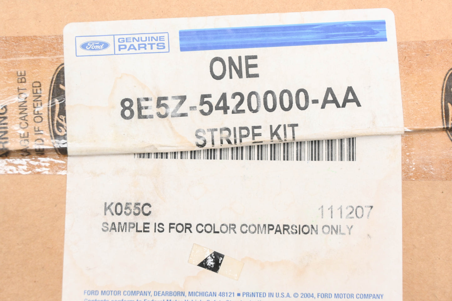 New OEM Ford 8E5Z-5420000-AA 2006 Fusion Body Side Stripe Decal Kit NOS