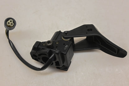 New OEM Yamaha 84M-82720-00-00 Righthand Throttle Control Lever Assembly NOS