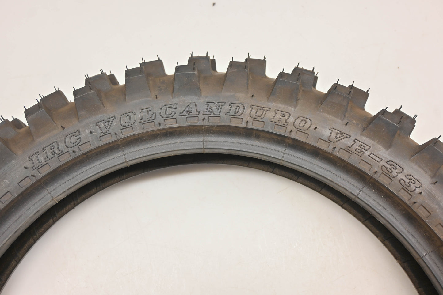 IRC Tires202-95 Volcanduro VE-33 100/100-17 58M NOS