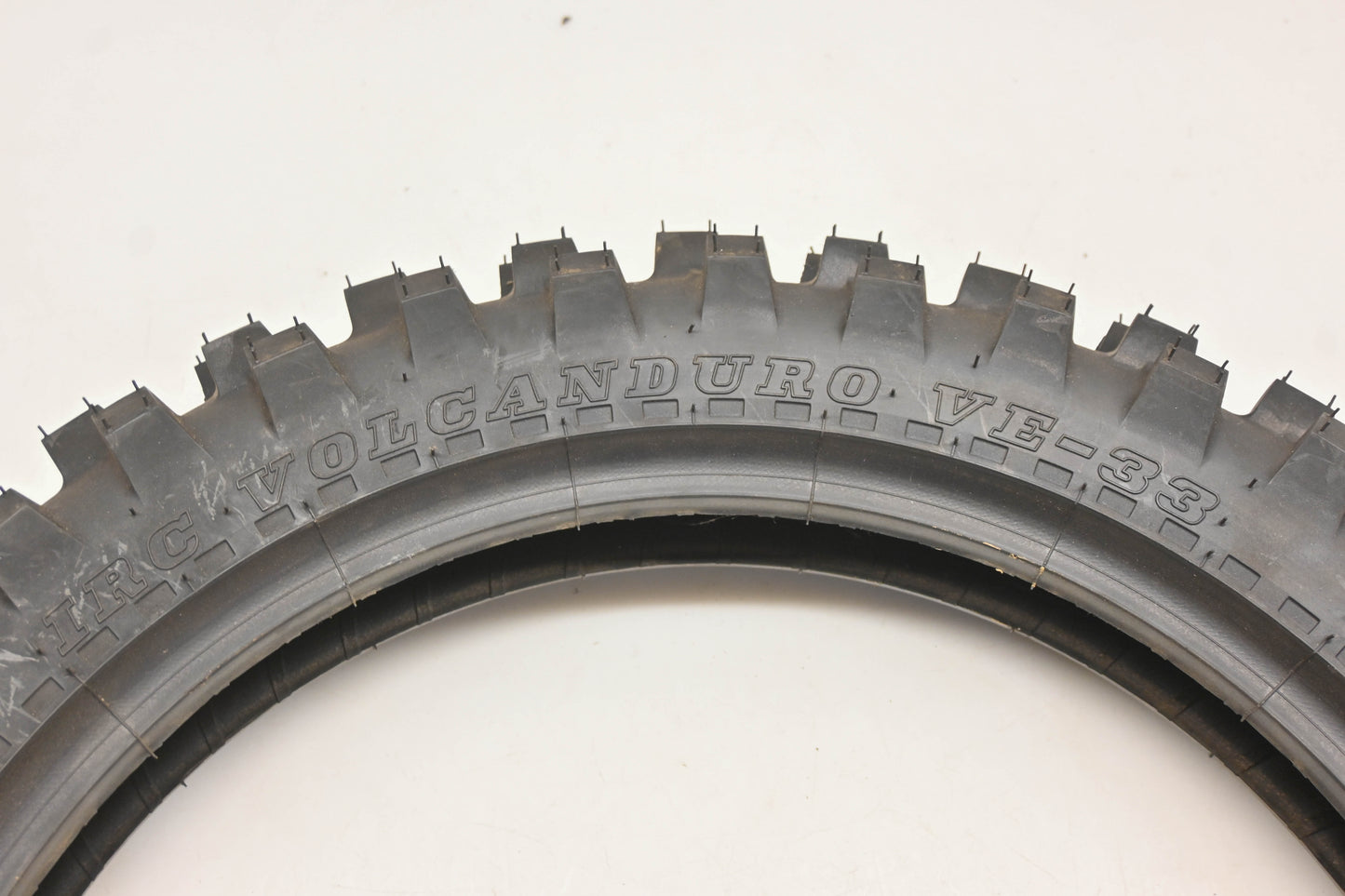 IRC Tires202-96 Volcanduro VE-33 100/100-17 58M NOS