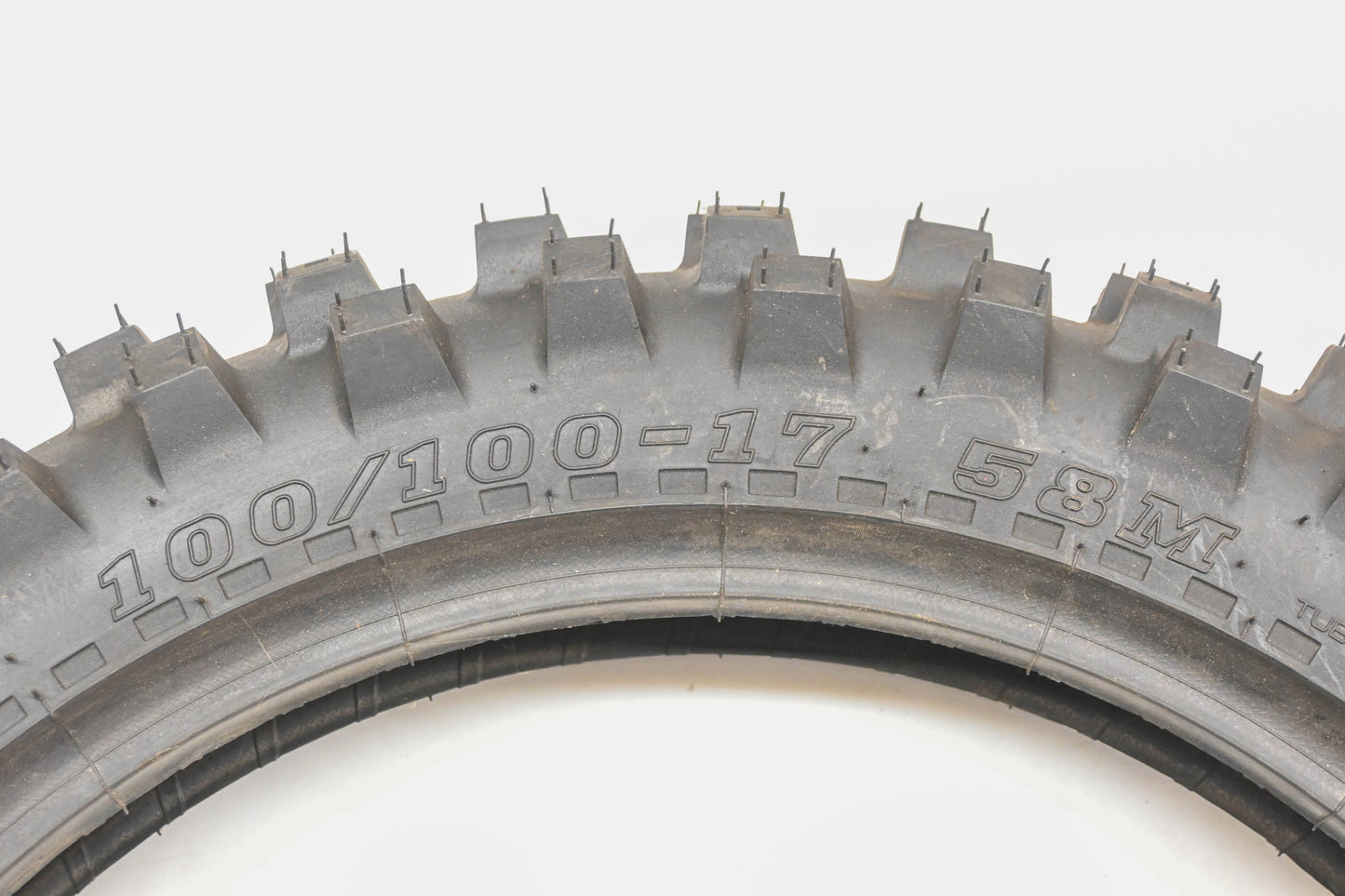 IRC Tires202-96 Volcanduro VE-33 100/100-17 58M NOS