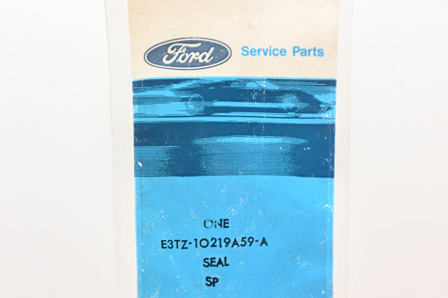 New OEM Ford E3TZ-1O219A59-A RH Door Remote Control Seal NOS