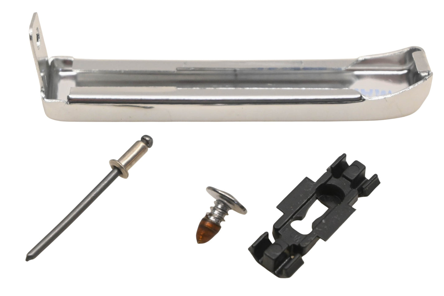 New OEM Ford E3TZ-1029314-B Rear Right Lower Corner Molding Kit NOS