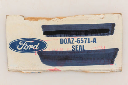 New OEM Ford D0AZ-6571-A Valve Stem Seals Qty 4 NOS