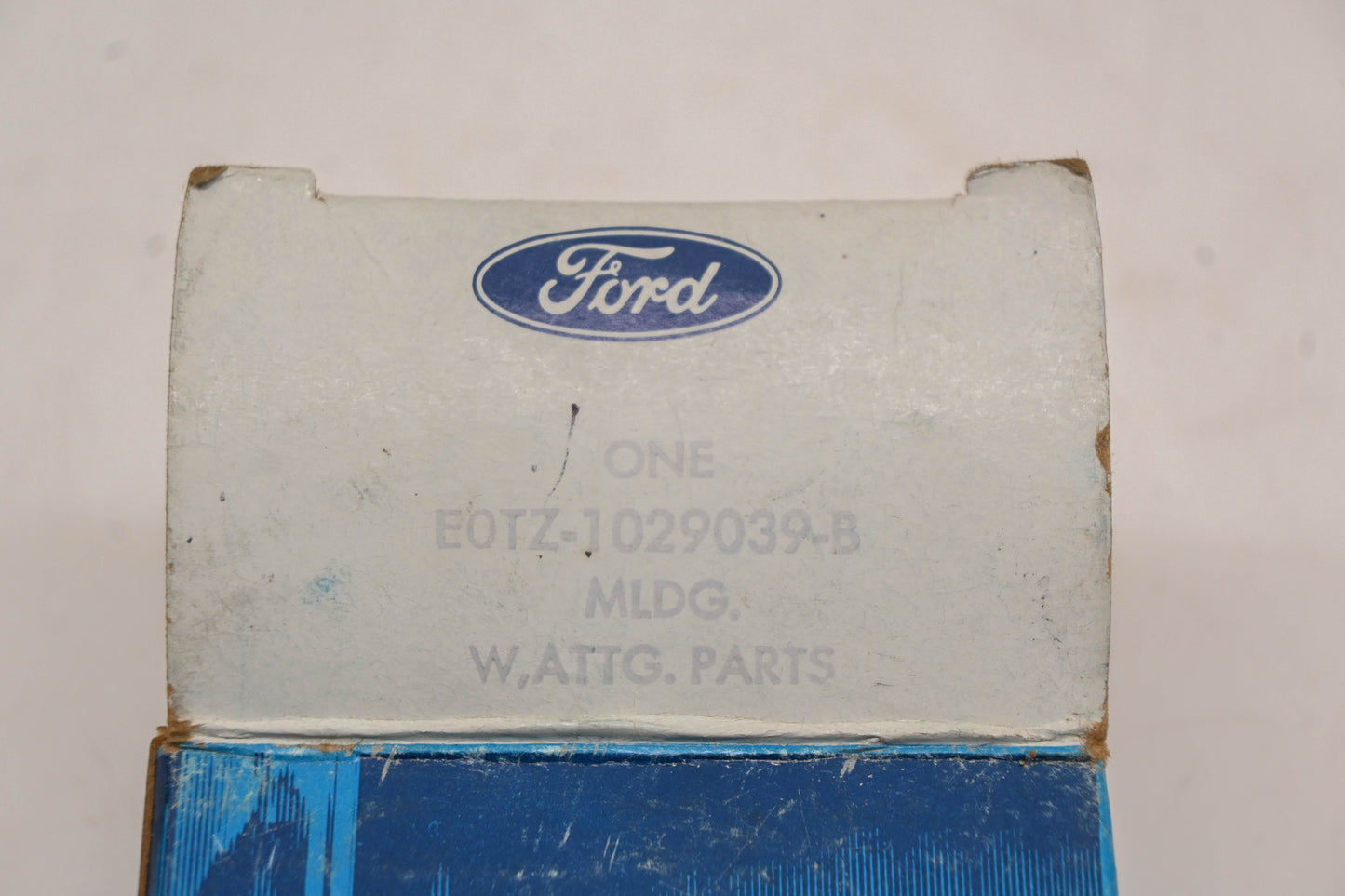 New OEM Ford EOTZ-1029039-B Corner Molding Trim NOS