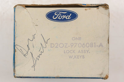New OEM Ford D2OZ-9706081-A Compartment Lock Assembly With Keys NOS