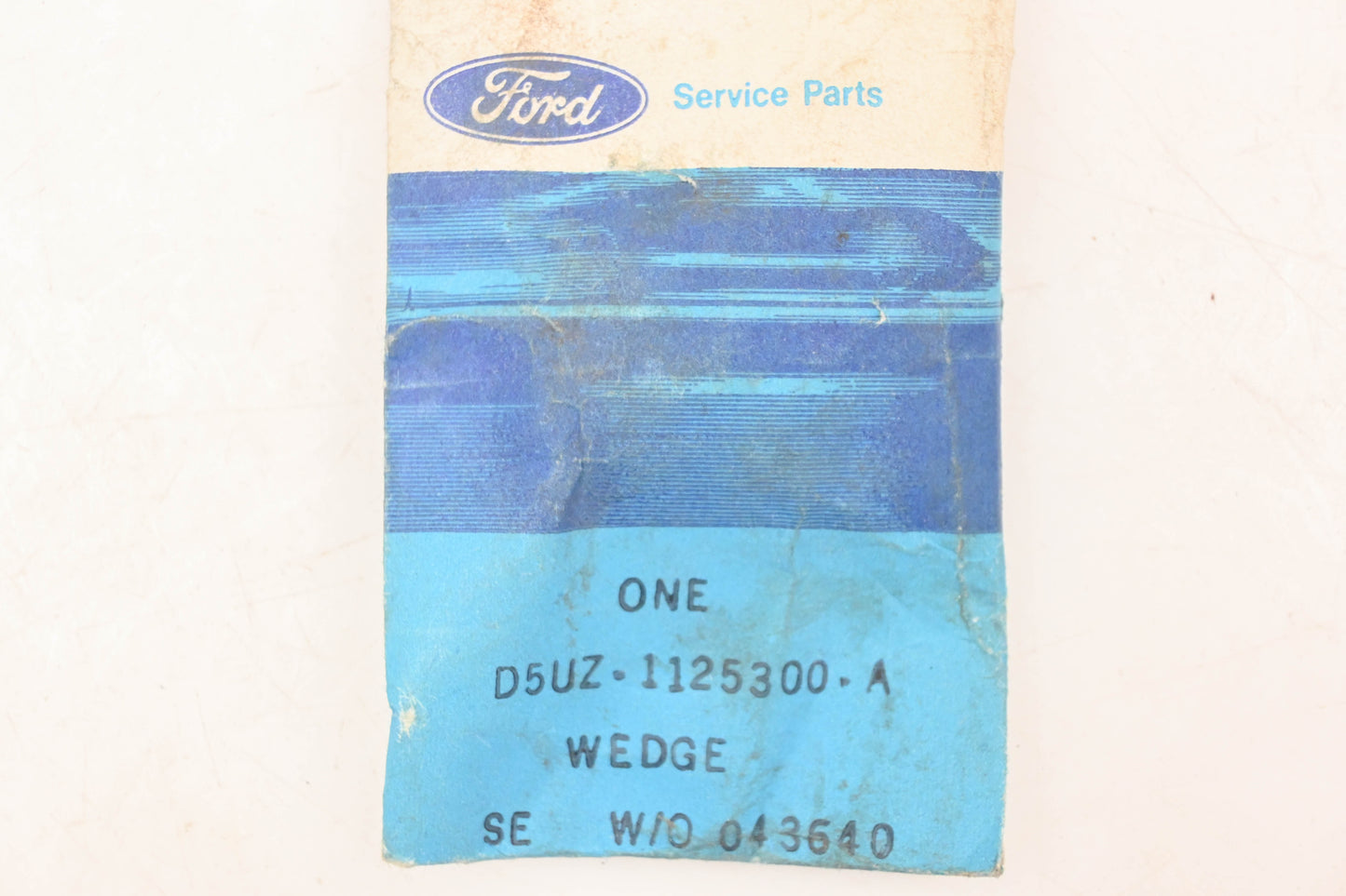 New OEM Ford D5UZ-1125300-A Side Door Wedge NOS