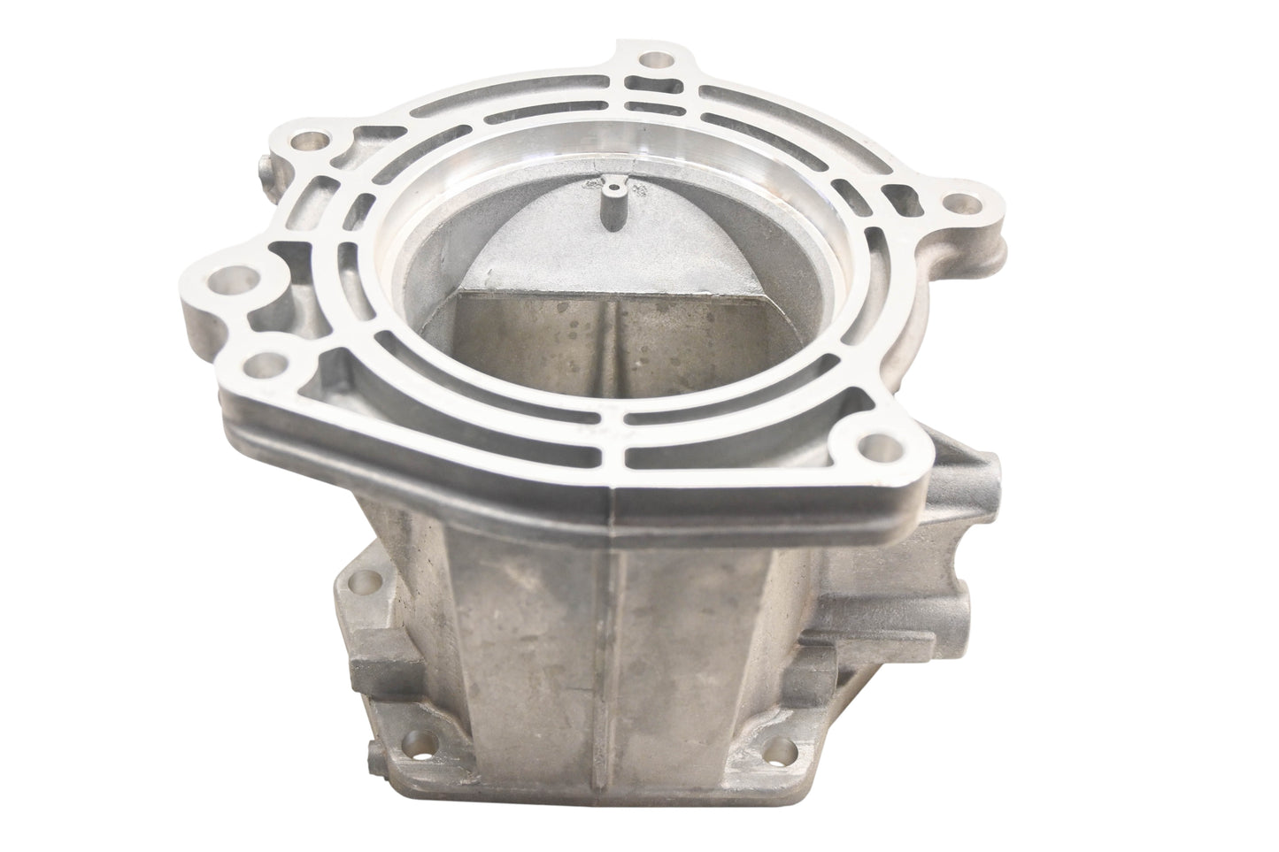 New OEM Ford F0TZ-7A039-B, P90GT-7A040-CAR Transfer Case Adapter Housing NOS